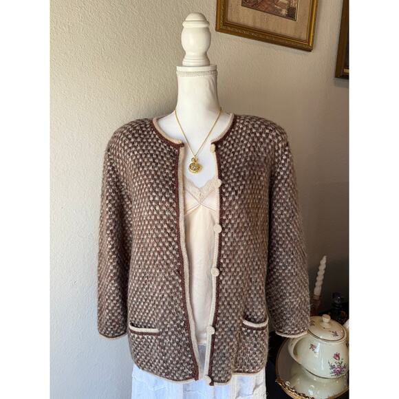 Alpaca Wool Sweater - Picture 2 of 5